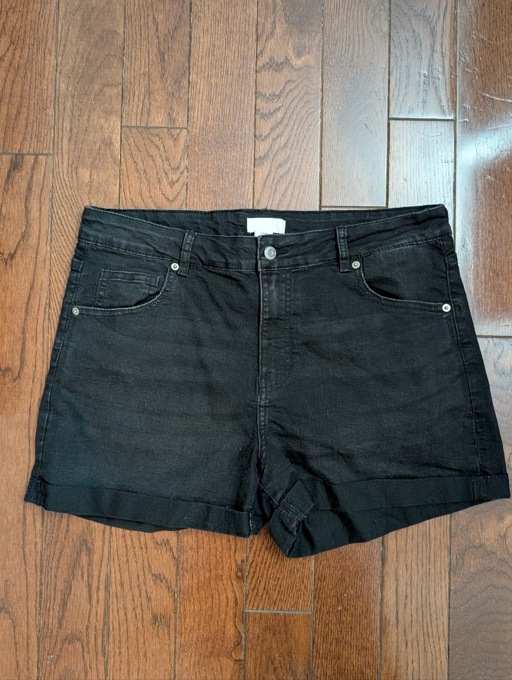 Black Women's Denim Shorts - Casual Roll-Hem